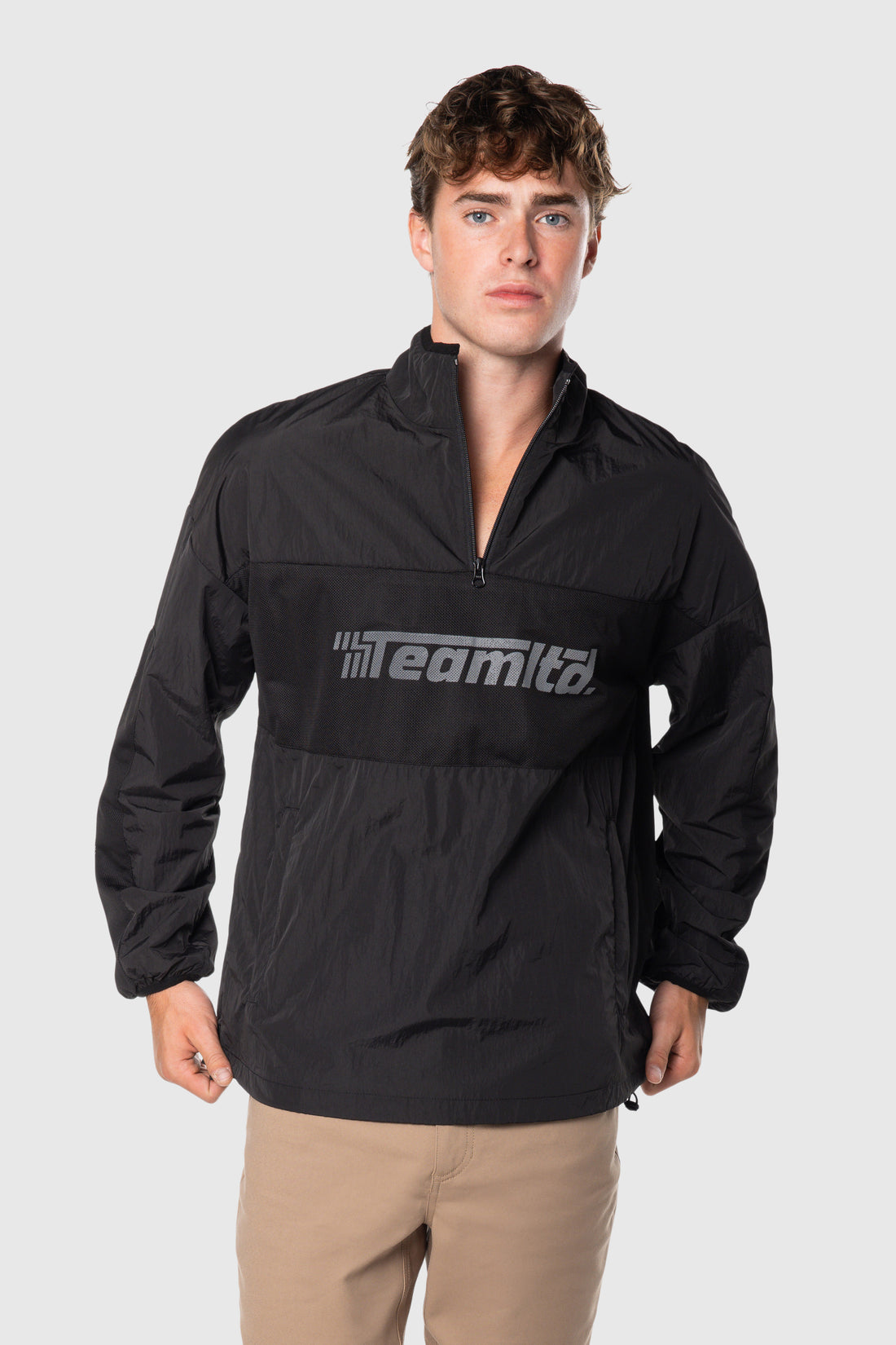 Panel Windbreaker