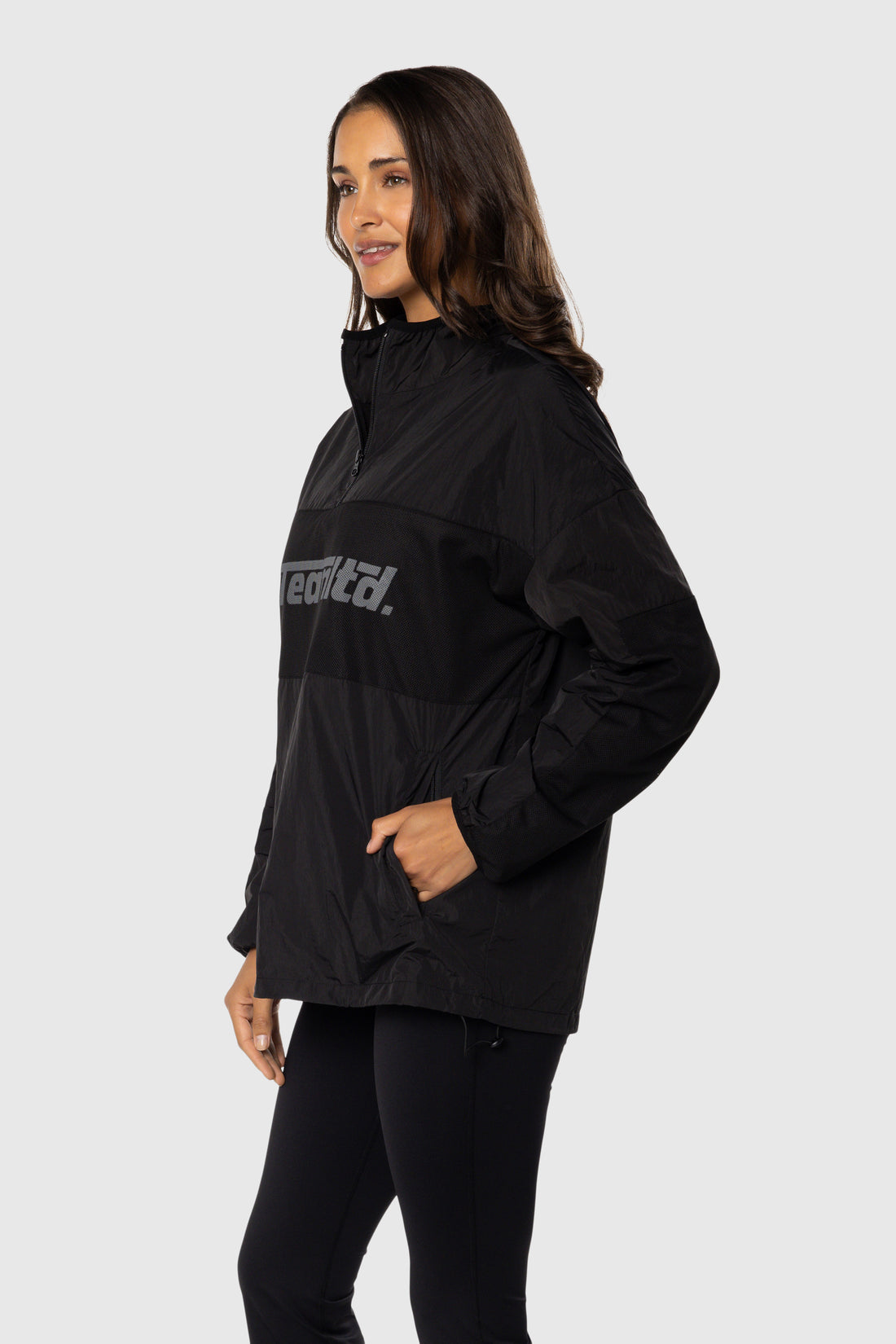 Panel Windbreaker