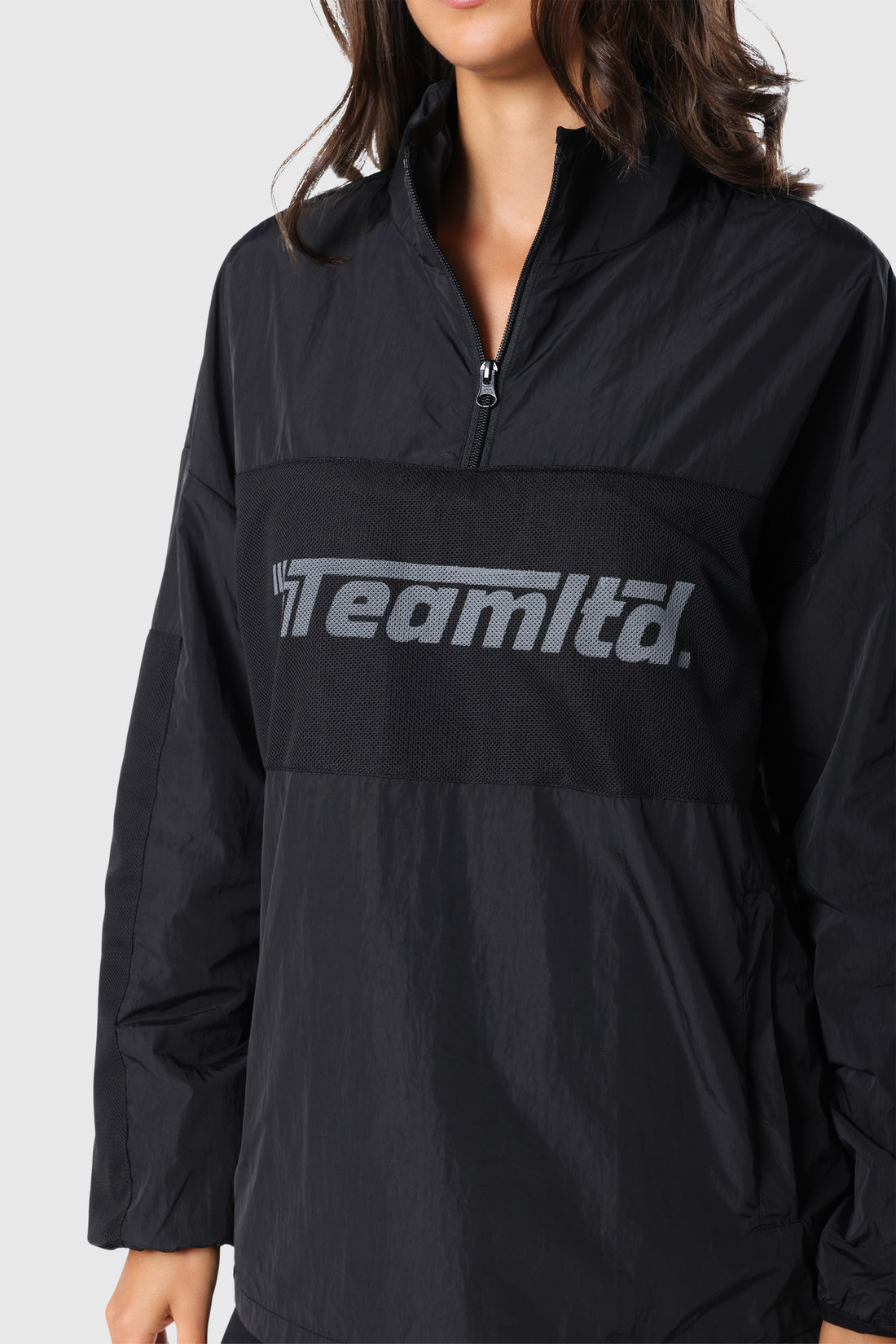 Panel Windbreaker