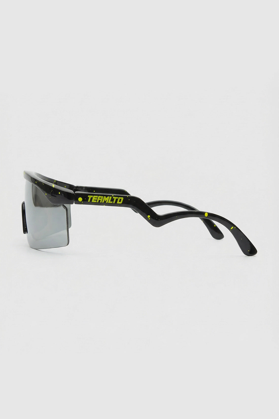 Thrasher Shades V1 Sunglasses - Lifestyle